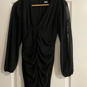 Black Ruched V-Neck Long Sleeve Dress